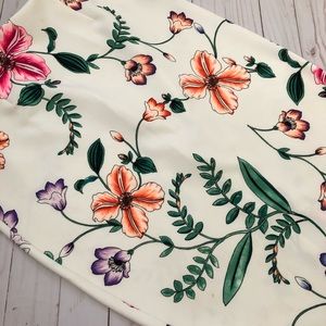 ✨High Waist Midi Floral Skirt✨